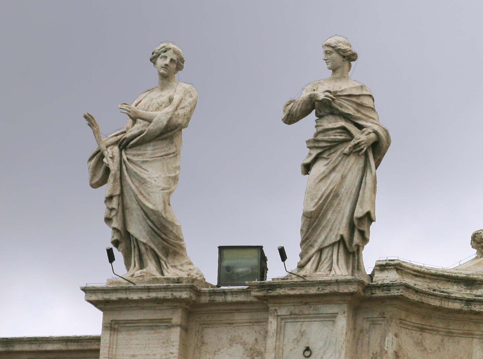 St Beatrice Colonnade Saints